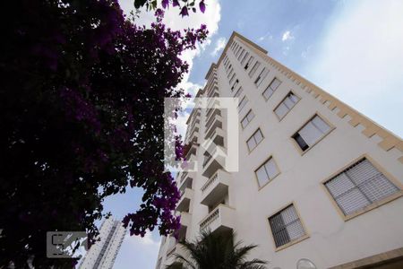 Apartamento à venda com 97m², 3 quartos e 2 vagasFachada