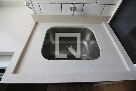 Apartamento à venda com 81m², 2 quartos e 1 vagaÁrea de Serviço