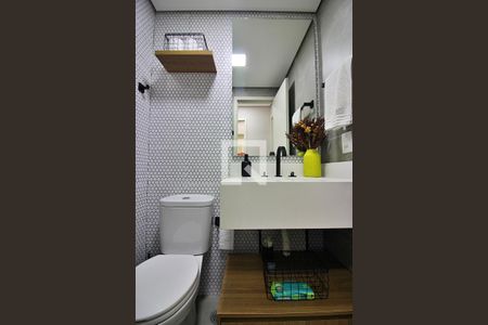 Apartamento à venda com 81m², 2 quartos e 1 vagaBanheiro Social