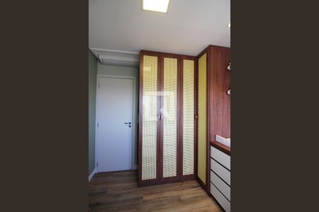 Apartamento à venda com 81m², 2 quartos e 1 vagaQuarto 2