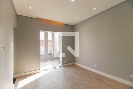 Casa à venda com 200m², 3 quartos e 2 vagasSuíte 2