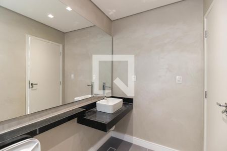 Casa à venda com 200m², 3 quartos e 2 vagasBanheiro da Suíte 2