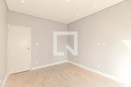 Casa à venda com 200m², 3 quartos e 2 vagasSuíte 2