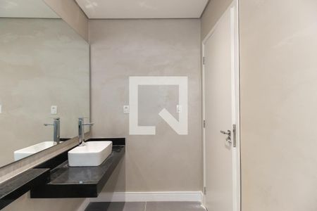 Casa à venda com 200m², 3 quartos e 2 vagasBanheiro da Suíte 2