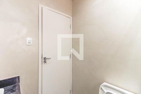 Casa à venda com 200m², 3 quartos e 2 vagasBanheiro da Suíte 1