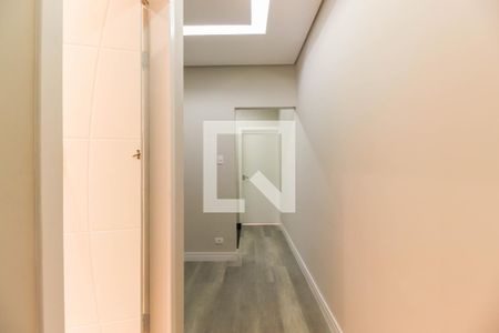 Casa à venda com 130m², 2 quartos e 2 vagasCorredor