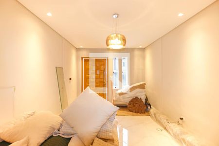 Casa à venda com 130m², 2 quartos e 2 vagasSala