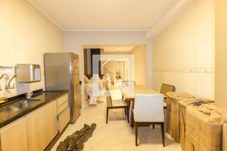 Casa à venda com 130m², 2 quartos e 2 vagasCozinha