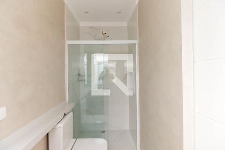 Casa à venda com 130m², 2 quartos e 2 vagasBanheiro da Suíte