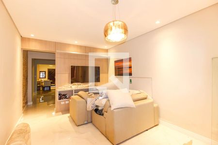 Casa à venda com 130m², 2 quartos e 2 vagasSala