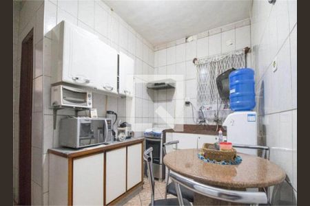 Casa à venda com 5 quartos, 250m² em Vila Matilde, São Paulo