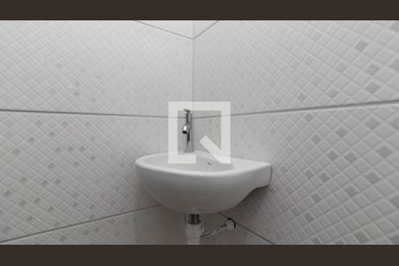 Banheiro de casa para alugar com 2 quartos, 50m² em Cidade Líder, São Paulo