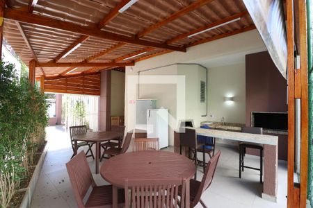 Apartamento para alugar com 57m², 2 quartos e 1 vagaÁrea comum - Churrasqueira