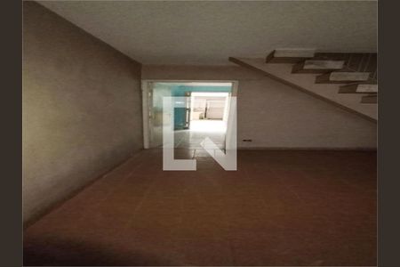 Casa à venda com 2 quartos, 121m² em Chácara Santo Antônio (Zona Leste), São Paulo