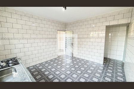 Casa à venda com 180m², 2 quartos e 2 vagasCozinha