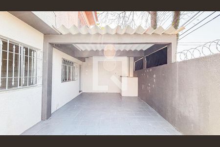 Casa à venda com 180m², 2 quartos e 2 vagasQuintal - Garagem