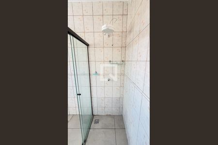 Casa à venda com 180m², 2 quartos e 2 vagasBanheiro da Suíte