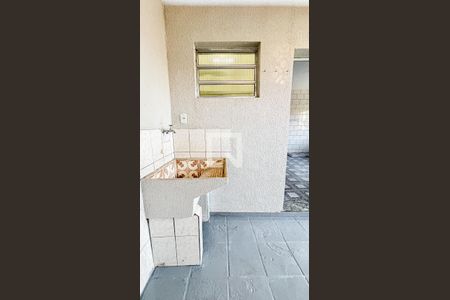 Casa à venda com 180m², 2 quartos e 2 vagasÁrea de Serviço