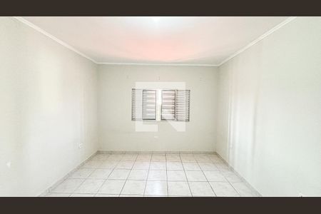Casa à venda com 180m², 2 quartos e 2 vagasQuarto