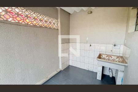 Casa à venda com 180m², 2 quartos e 2 vagasÁrea de Serviço