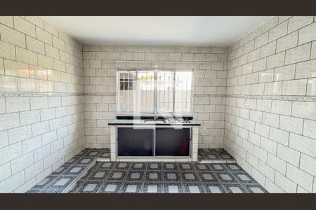 Casa à venda com 180m², 2 quartos e 2 vagasCozinha