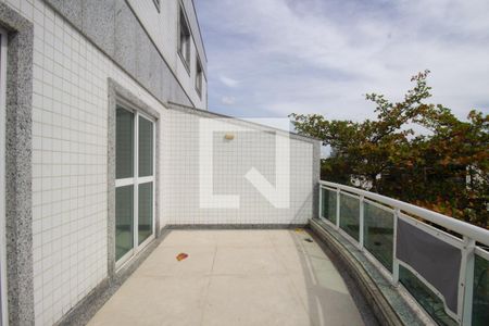 Apartamento para alugar com 348m², 4 quartos e 4 vagasSacada da Suíte 1 e 2