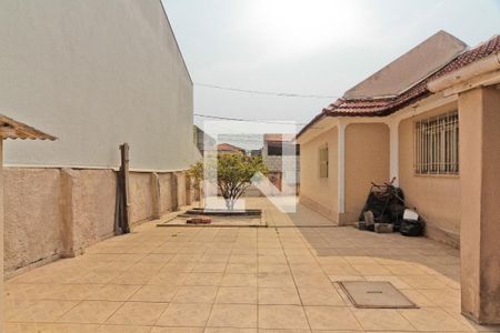 Casa à venda com 240m², 2 quartos e 7 vagasÁrea de Serviço