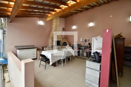 Casa à venda com 280m², 4 quartos e 3 vagasÁrea comum