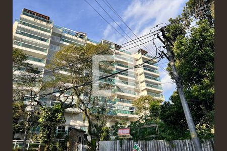 Apartamento para alugar com 78m², 2 quartos e 1 vagaFachada