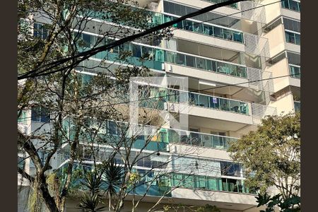 Apartamento para alugar com 78m², 2 quartos e 1 vagaFachada