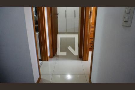 Apartamento para alugar com 78m², 2 quartos e 1 vagaCorredor