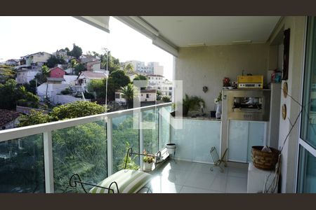 Apartamento para alugar com 78m², 2 quartos e 1 vagaVaranda - Sala