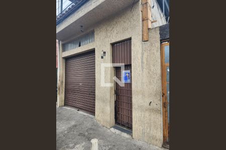 Casa para alugar com 35m², 1 quarto e sem vagaEntrada