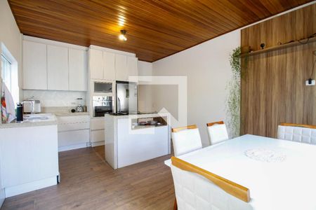 Casa à venda com 160m², 3 quartos e 1 vaga Casa à venda com 160m², 3 quartos e 1 vagaCozinha