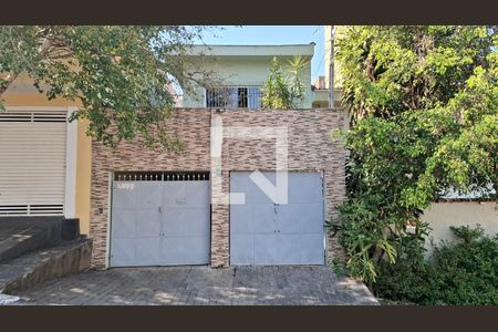 Casa à venda com 160m², 3 quartos e 1 vaga Casa à venda com 160m², 3 quartos e 1 vagaFachada da Casa
