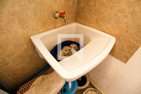 Casa à venda com 160m², 3 quartos e 1 vaga Casa à venda com 160m², 3 quartos e 1 vagaÁrea de Serviço