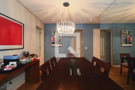 Apartamento à venda com 163m², 3 quartos e 3 vagas Apartamento à venda com 163m², 3 quartos e 3 vagasSala de Jantar