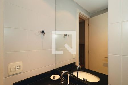 Apartamento à venda com 163m², 3 quartos e 3 vagas Apartamento à venda com 163m², 3 quartos e 3 vagasBanheiro da Suíte 2