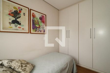 Apartamento à venda com 163m², 3 quartos e 3 vagas Apartamento à venda com 163m², 3 quartos e 3 vagasSuíte 2