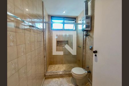 Apartamento à venda com 230m², 5 quartos e 3 vagasSuíte master banheiro