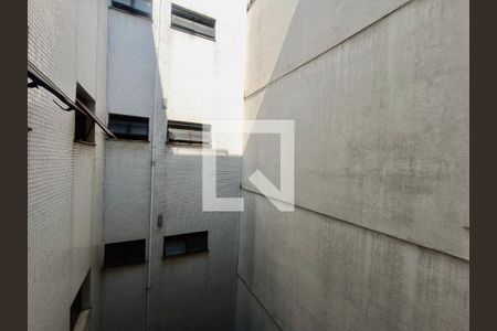 Apartamento à venda com 230m², 5 quartos e 3 vagasQuarto 1 vista