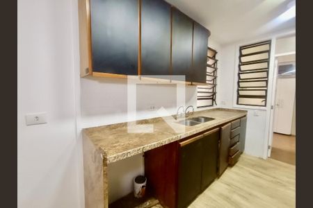 Apartamento à venda com 230m², 5 quartos e 3 vagasCopa Cozinha