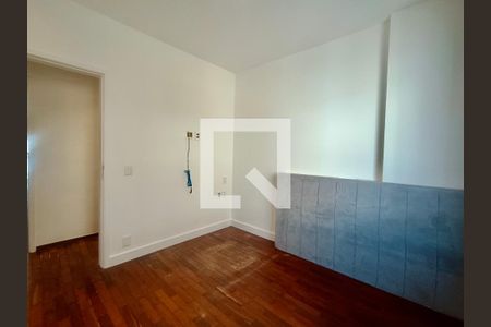 Apartamento à venda com 230m², 5 quartos e 3 vagasQuarto 3