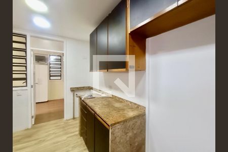Apartamento à venda com 230m², 5 quartos e 3 vagasCopa Cozinha