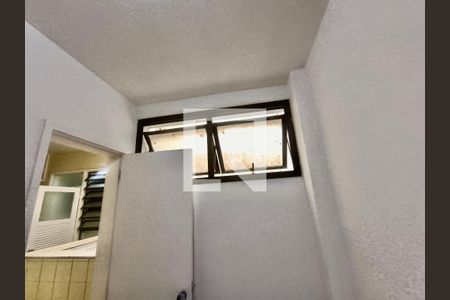 Apartamento à venda com 230m², 5 quartos e 3 vagasQuarto serviço