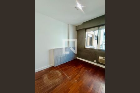 Apartamento à venda com 230m², 5 quartos e 3 vagasQuarto 3