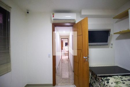 Apartamento à venda com 350m², 4 quartos e 2 vagasQuarto 
