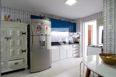 Apartamento à venda com 85m², 2 quartos e 1 vaga Apartamento à venda com 85m², 2 quartos e 1 vagaCozinha