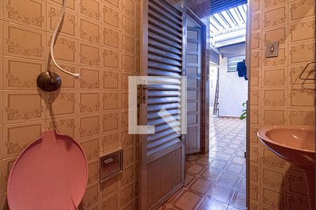 Casa à venda com 470m², 3 quartos e 4 vagasBanheiro de Serviço