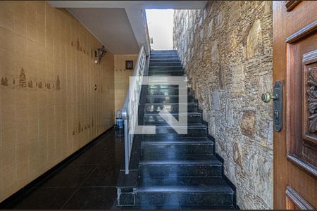 Casa à venda com 470m², 3 quartos e 4 vagasacesso para a garagem_2